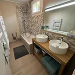 Domaine Des 3 Arbres - Nature Et Tranquillite *