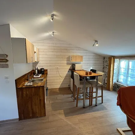 Domaine Des 3 Arbres - Nature Et Tranquillite 펜션 *