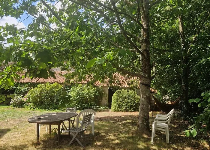 Domaine Des 3 Arbres - Nature Et Tranquillite Feriehus
