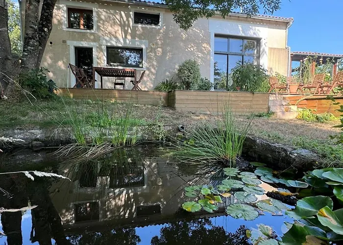 Domaine Des 3 Arbres - Nature Et Tranquillite بيت للعطل Vallet