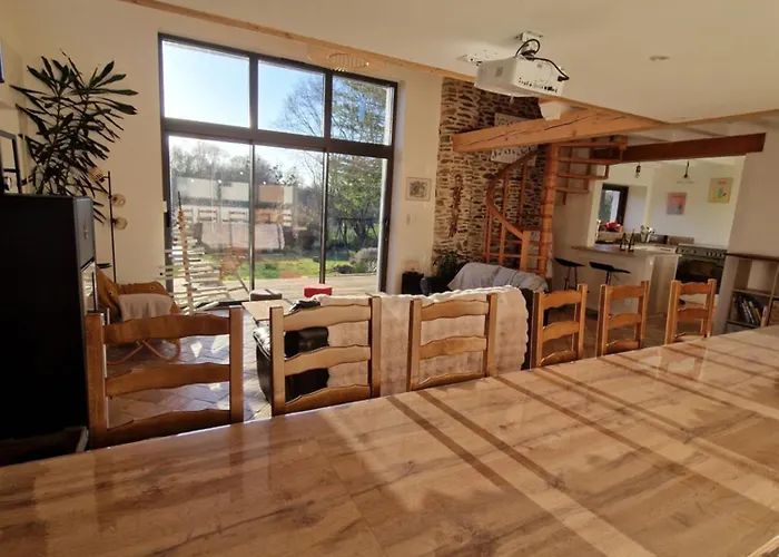 Domaine Des 3 Arbres - Nature Et Tranquillite *