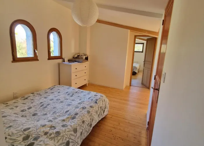 Domaine Des 3 Arbres - Nature Et Tranquillite *